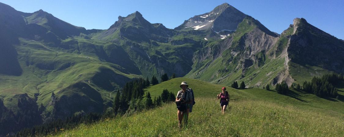 Cet été, un matin lumineux sur le fil d'une crête panoramique dans les Aravis (photo : M.De Vlaminck)